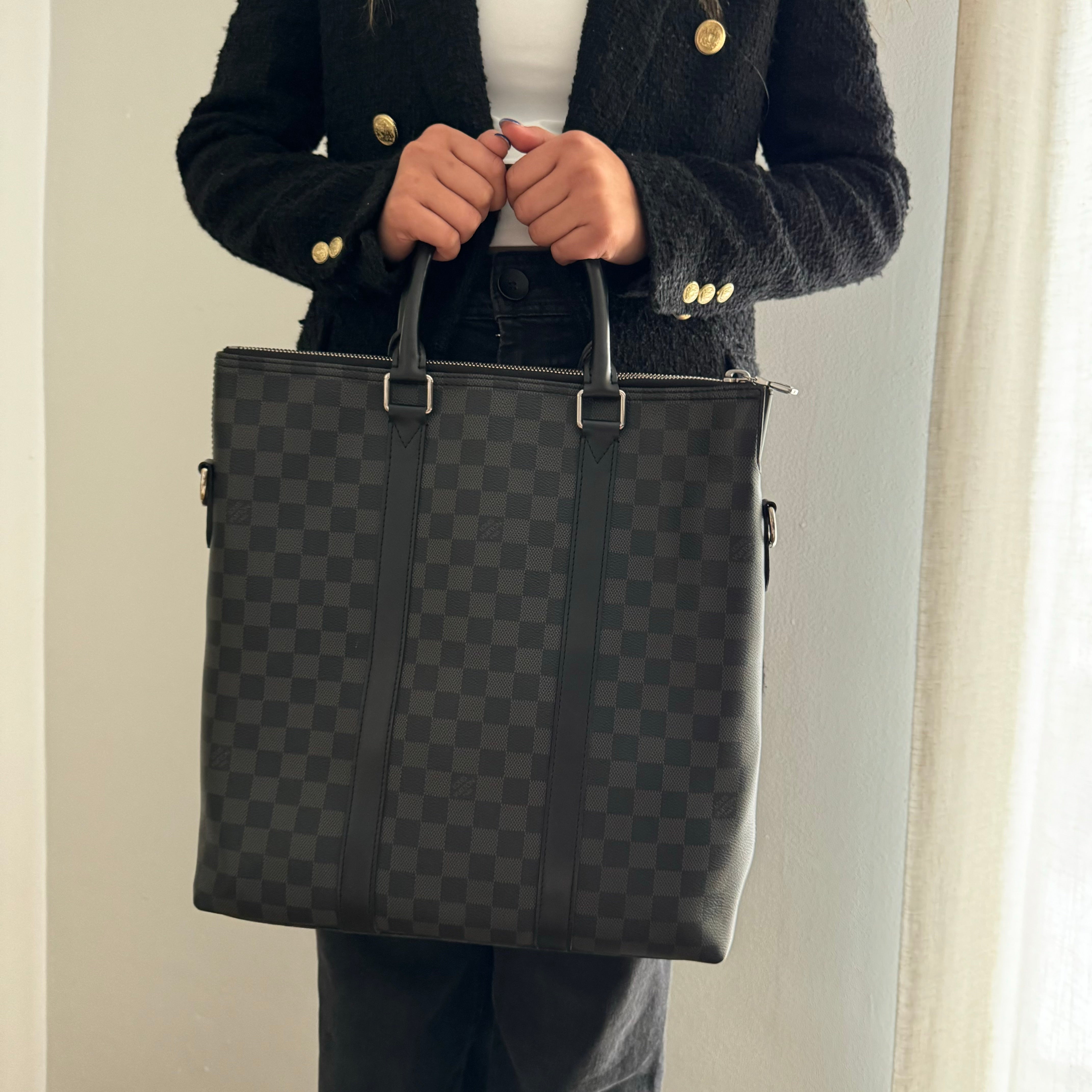 Louis Vuitton Damier Graphite Anton Tote – Small Town Luxury