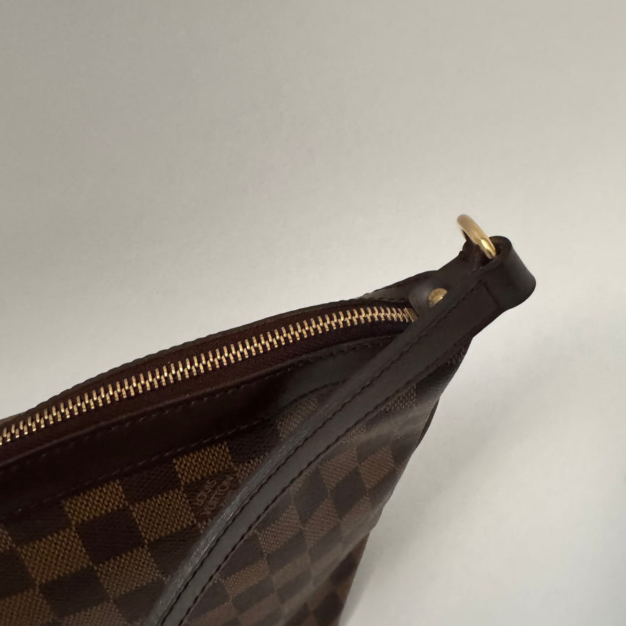 Louis Vuitton Illovo MM Damier Ebene