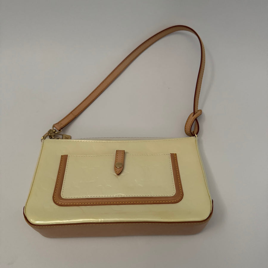 Louis Vuitton Mallory Square Ivoire Monogram Vernis Bag