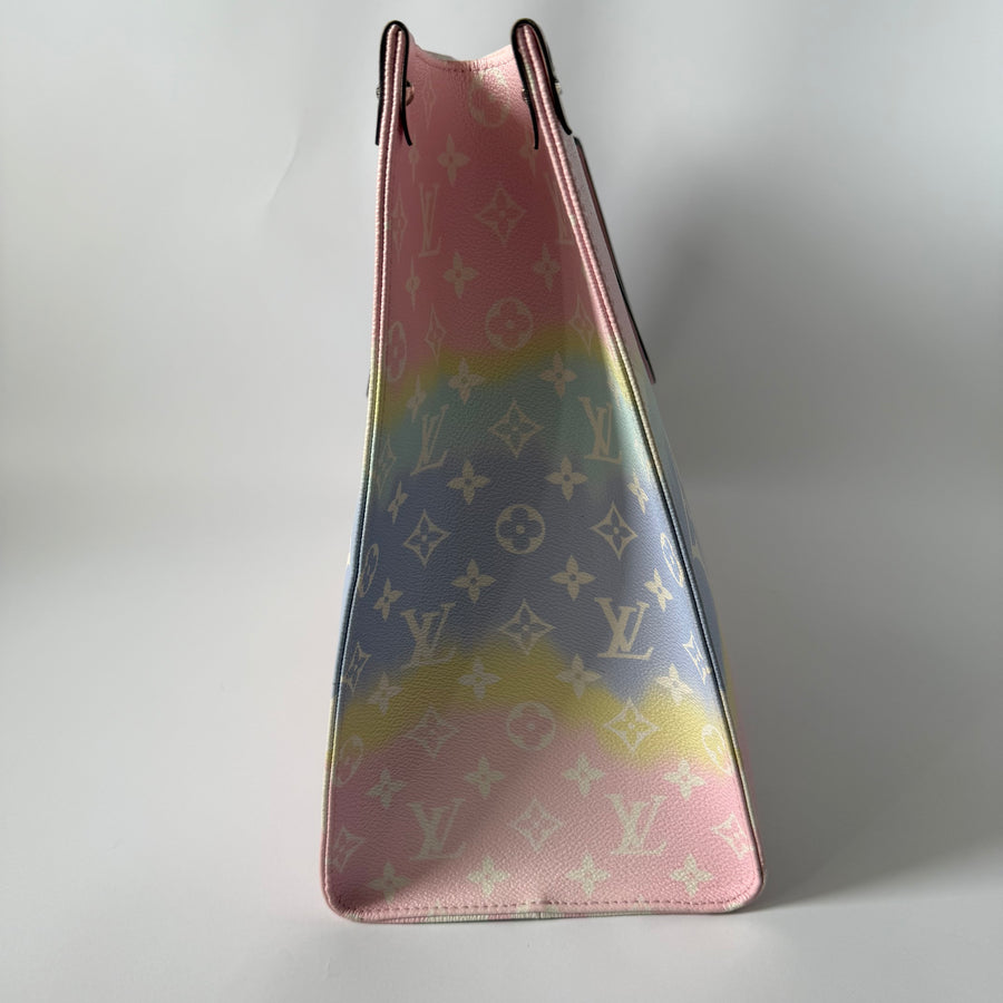 LOUIS VUITTON Monogram Escale Onthego GM Paste
