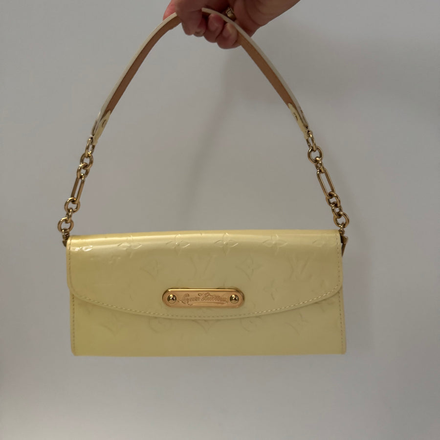 LOUIS VUITTON Perle Monogram Vernis Sunset Boulevard Bag