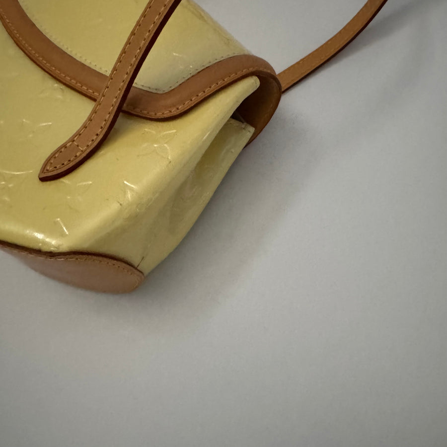 Louis Vuitton Monogram Vernis Perle Biscayne Bay PM