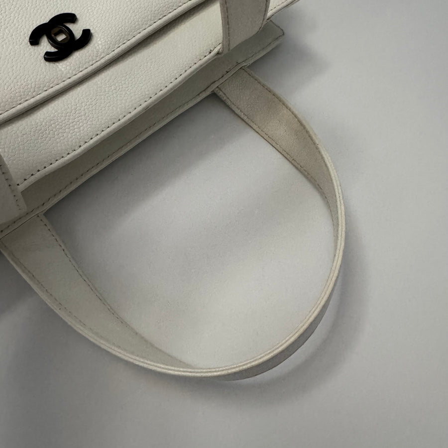 Chanel Vintage CC Lock Tote Caviar Medium White Leather