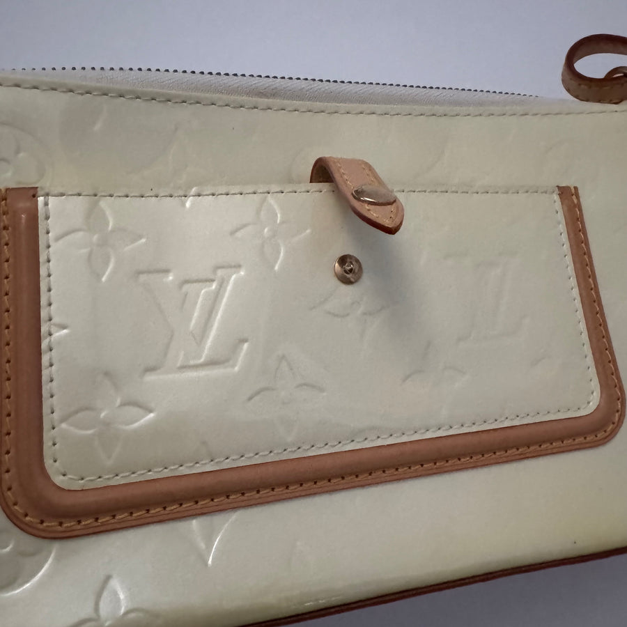 Louis Vuitton Mallory Square Ivoire Monogram Vernis Bag