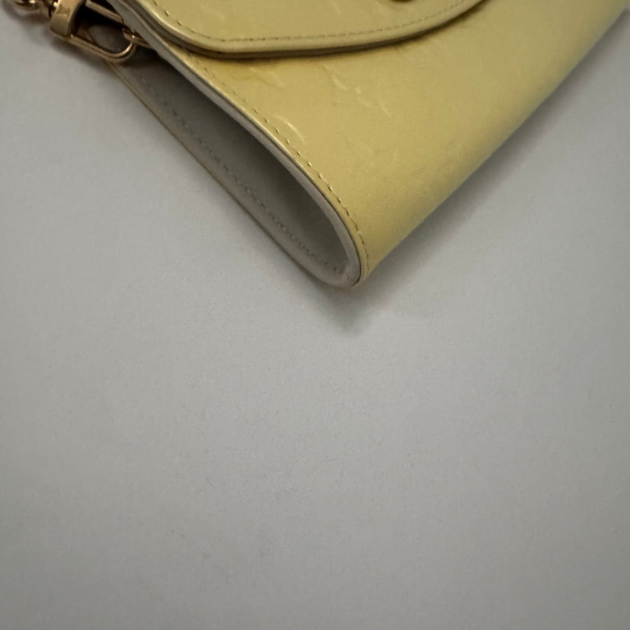 LOUIS VUITTON Perle Monogram Vernis Sunset Boulevard Bag