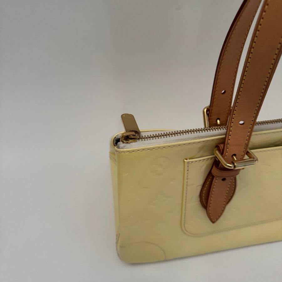 LOUIS VUITTON Monogram Vernis Rosewood Ave Perle