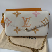LOUIS VUITTON Monogram Giant by the Pool 2.0 Pochette Felicie