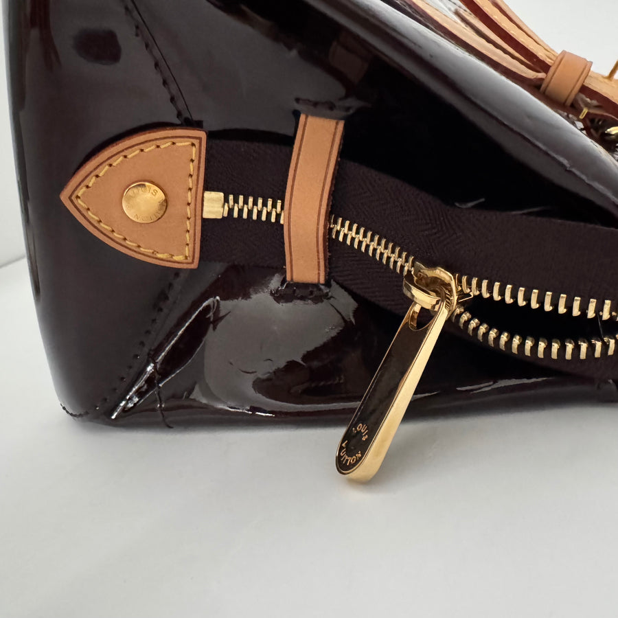 LOUIS VUITTON Monogram Vernis Rosewood Ave Amarante