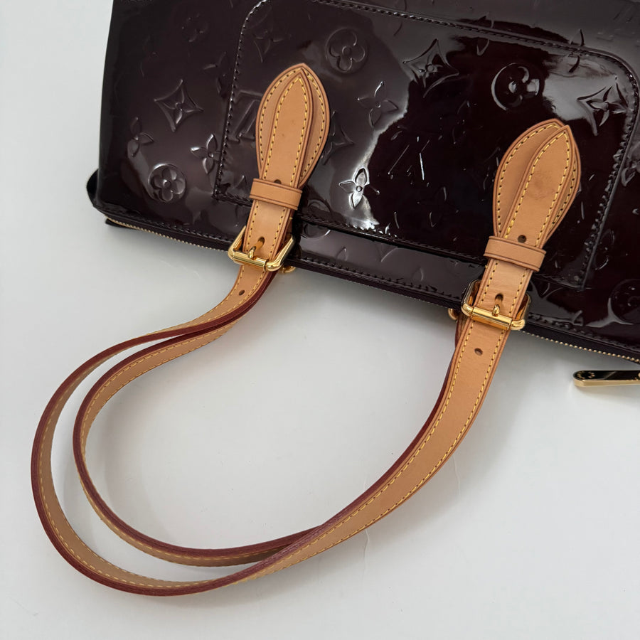 LOUIS VUITTON Monogram Vernis Rosewood Ave Amarante