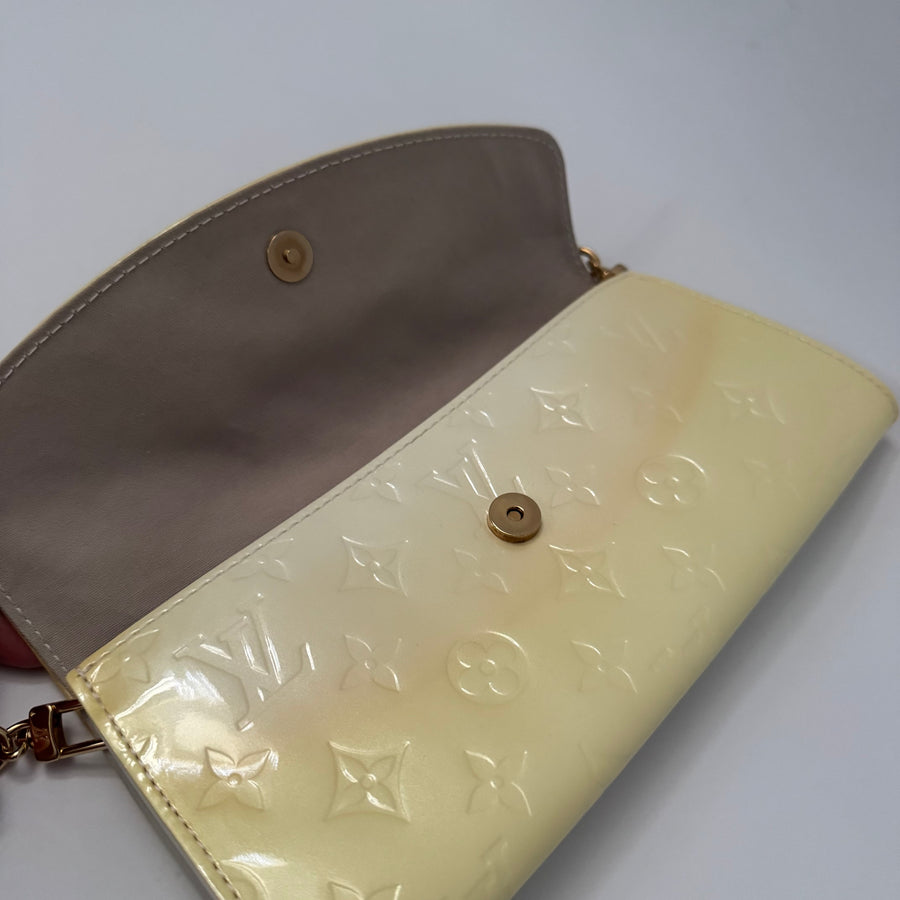LOUIS VUITTON Perle Monogram Vernis Sunset Boulevard Bag