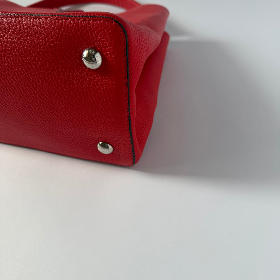 LOUIS VUITTON Taurillon Capucines MM Coquelicot
