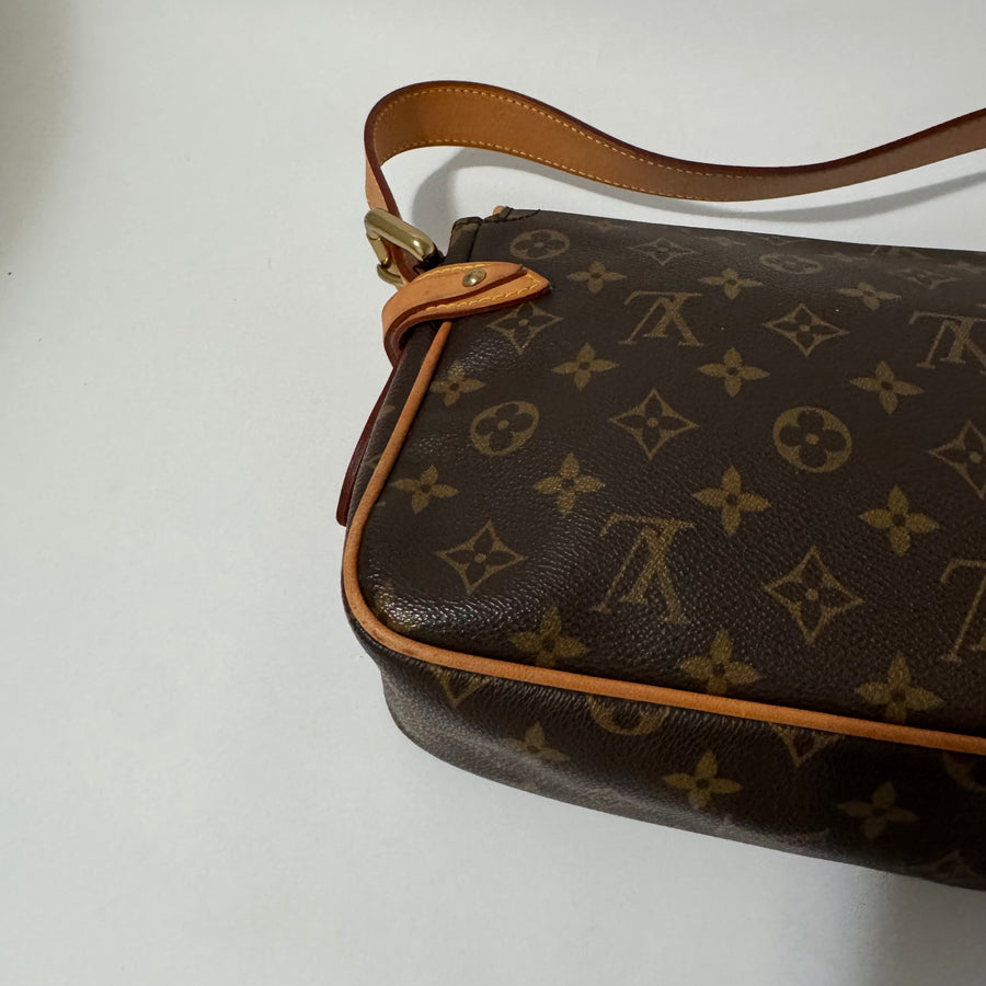 Louis Vuitton Hudson Monogram PM Shoulder Bag
