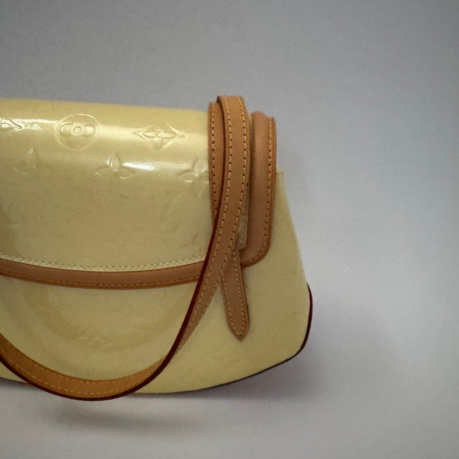 Louis Vuitton Monogram Vernis Perle Biscayne Bay PM