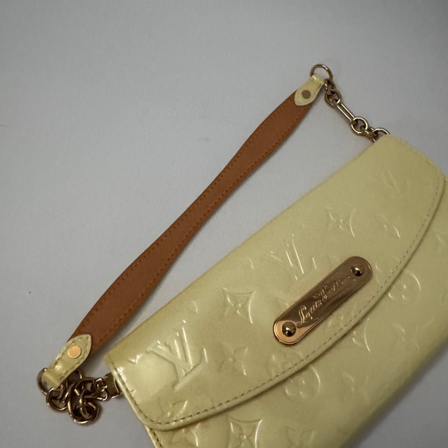 LOUIS VUITTON Perle Monogram Vernis Sunset Boulevard Bag