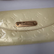 LOUIS VUITTON Perle Monogram Vernis Sunset Boulevard Bag