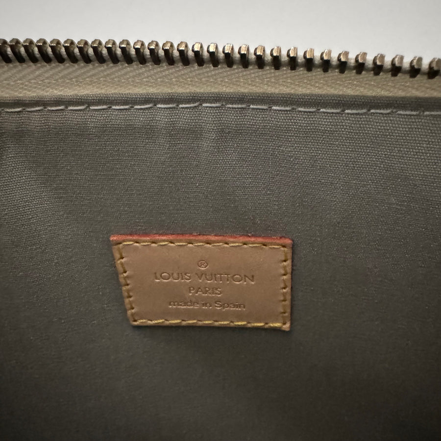 Louis Vuitton Mallory Square Ivoire Monogram Vernis Bag