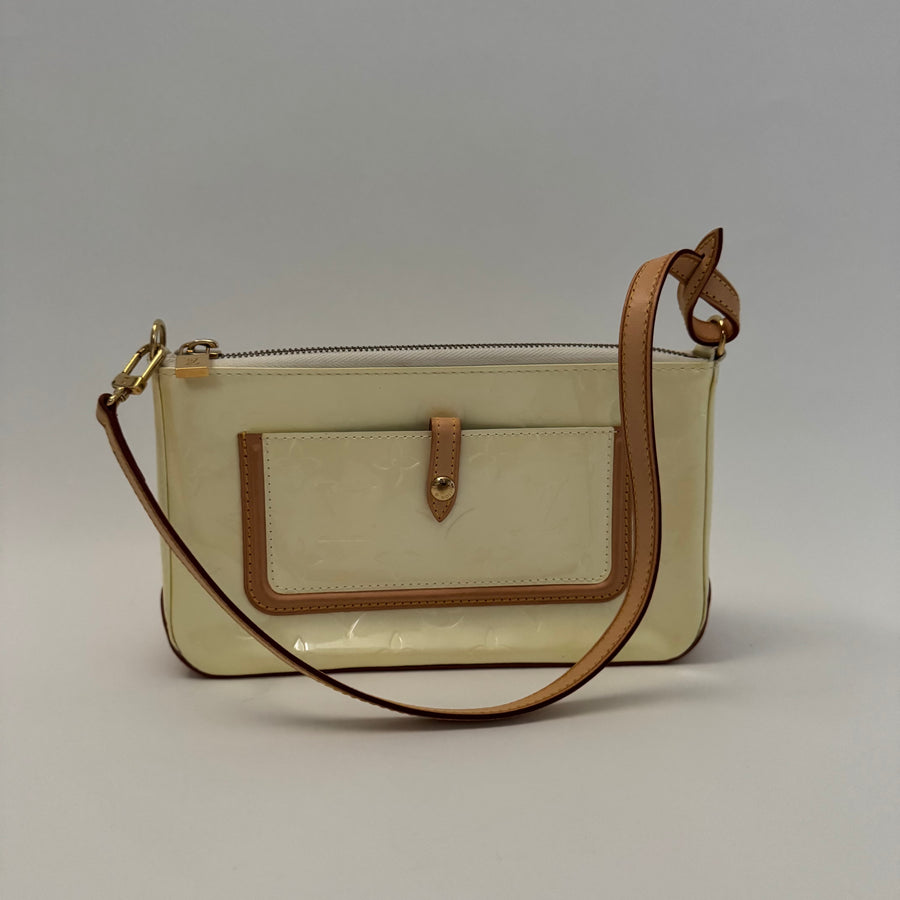 Louis Vuitton Mallory Square Ivoire Monogram Vernis Bag