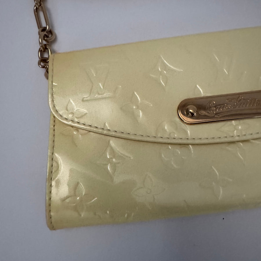 LOUIS VUITTON Perle Monogram Vernis Sunset Boulevard Bag