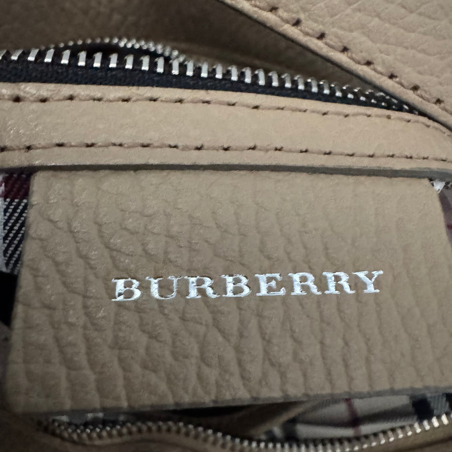 Burberry London Leather Shoulder Bag - Beige