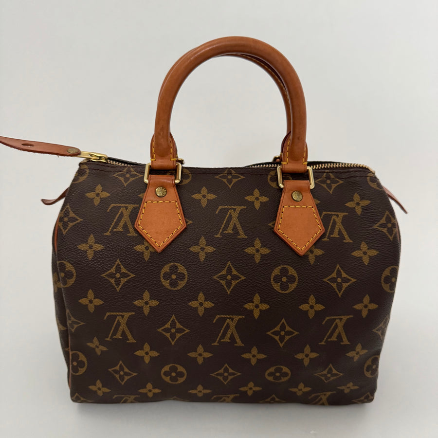 Louis Vuitton Speedy 25 Monogram Bag