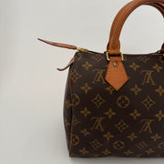 Louis Vuitton Speedy 25 Monogram Bag