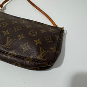 Louis Vuitton Pochette Accesoires Monogram