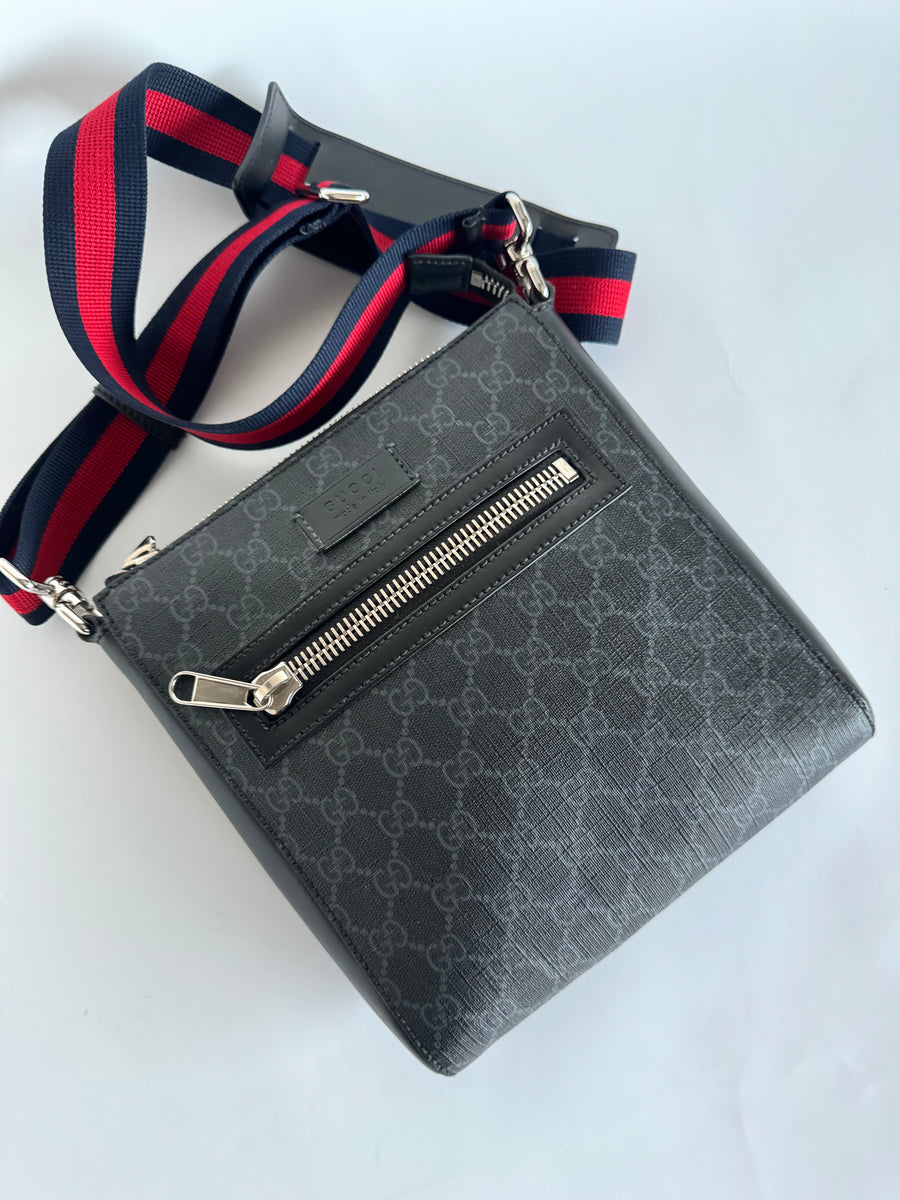 Gucci GG Supreme Monogram Web Small Flat Messenger Bag Black Grey