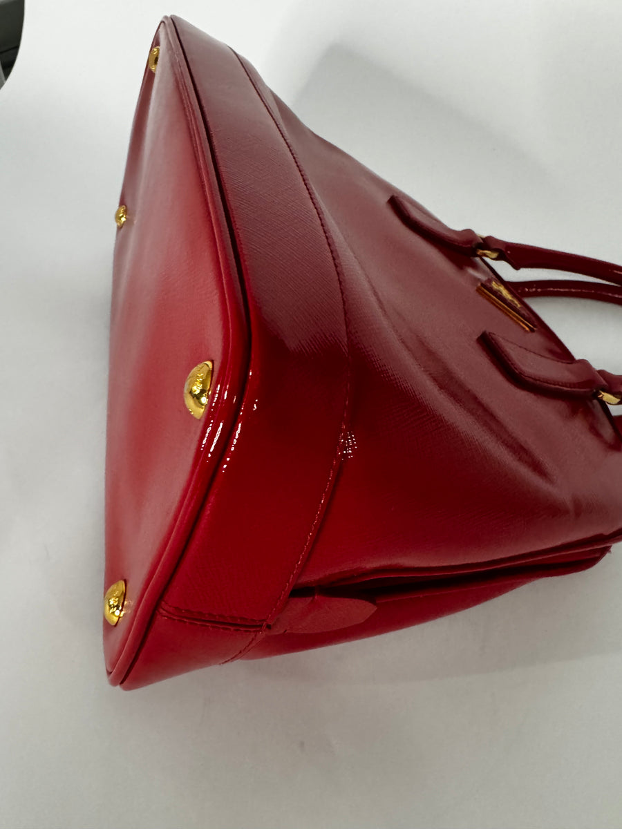 Prada Saffiano Vernice Open Promenade Tote - Rosso Medium