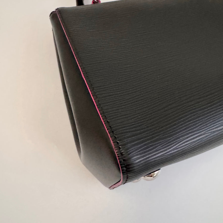 Louis Vuitton Epi Cluny BB Black