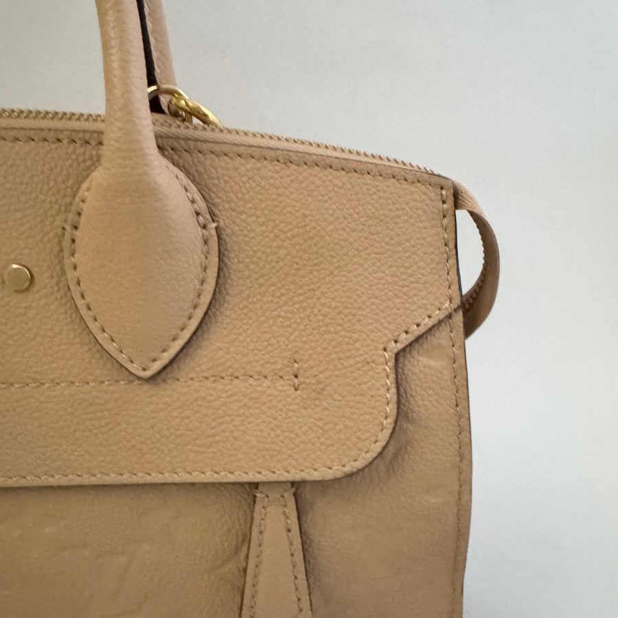 Louis Vuitton Pont Neuf Empreinte Dune MM