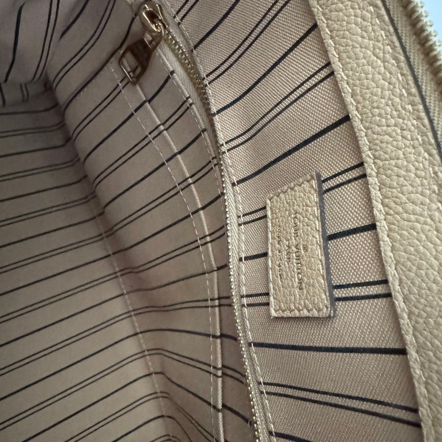 Louis Vuitton Pont Neuf Empreinte Dune MM